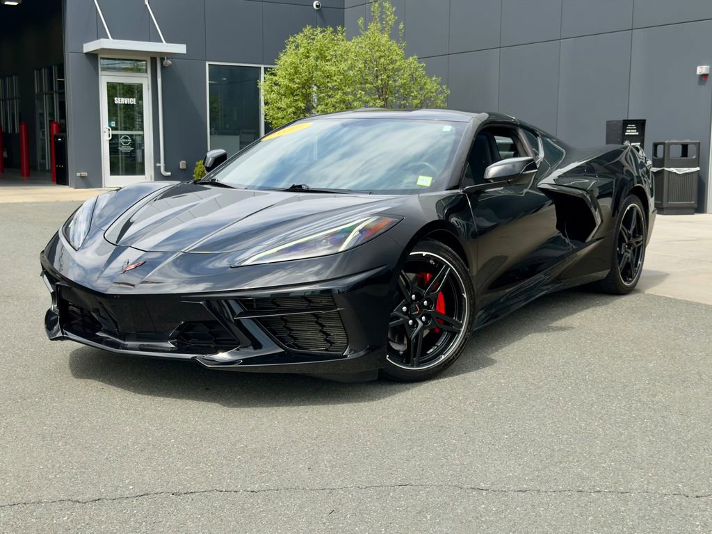 Used 2022 Chevrolet Corvette Stingray Coupe w/ 1LT image 4
