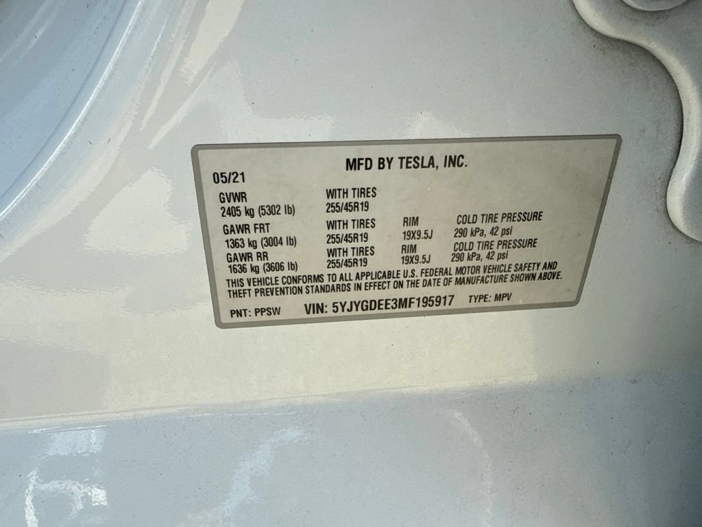 Used 2021 Tesla Model Y Long Range AWD/4WD image 23