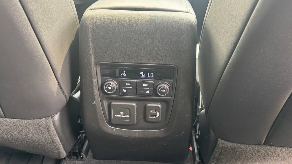 Used 2022 Buick Enclave Avenir w/ Avenir Technology Package AWD/4WD image 15