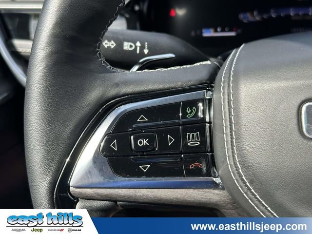 Certified 2022 Jeep Grand Cherokee Overland w/ Adv Protech Group III AWD/4WD image 32