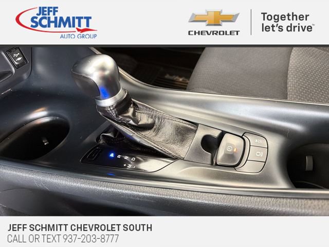 Used 2019 Toyota C-HR LE image 25