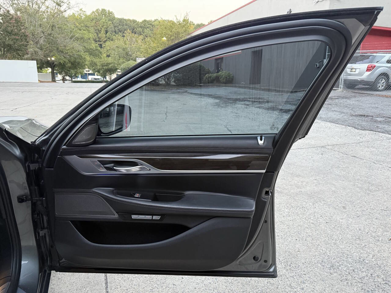 Used 2016 BMW 750i xDrive image 55