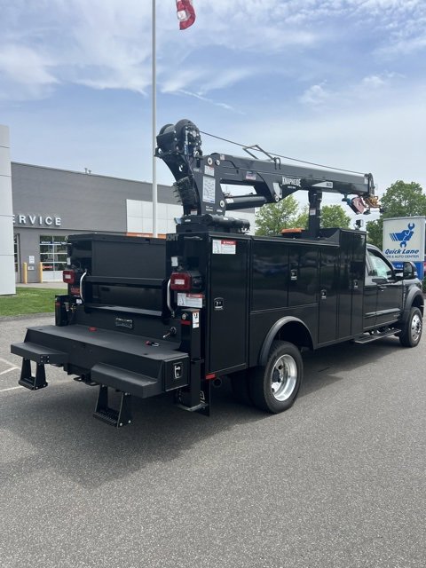 New 2024 Ford F550 4x4 SuperCab Super Duty w/ XLT Value Package image 5