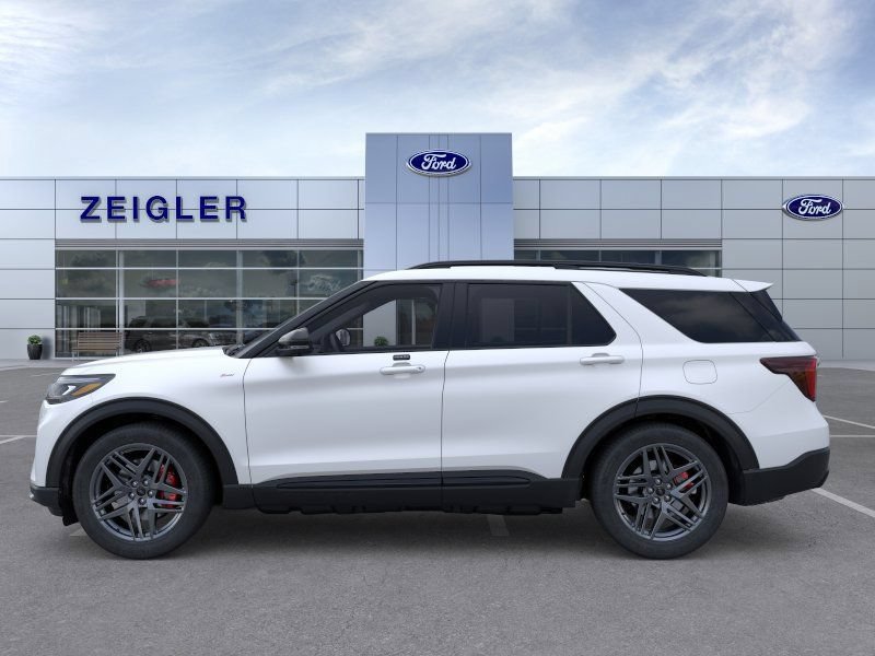 New 2026 Ford Explorer ST-Line w/ ST-Line Street Pack AWD/4WD image 3