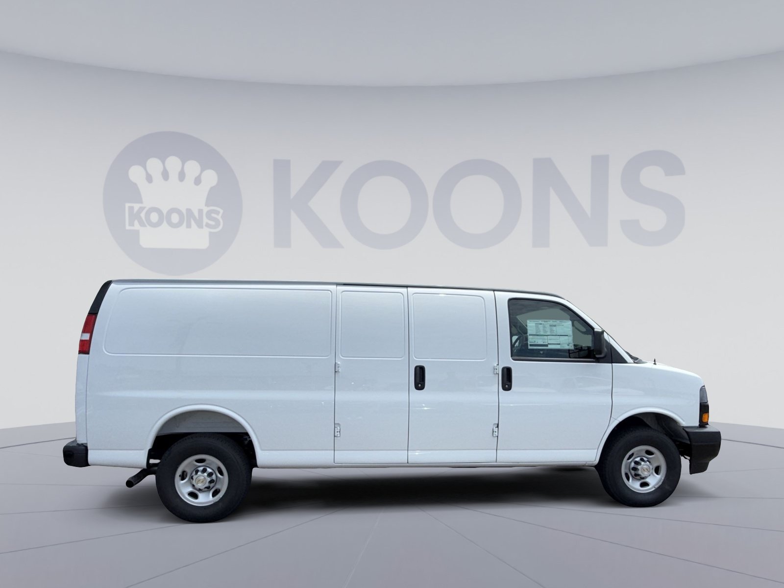 New 2026 Chevrolet Express 3500 Extended RWD image 8