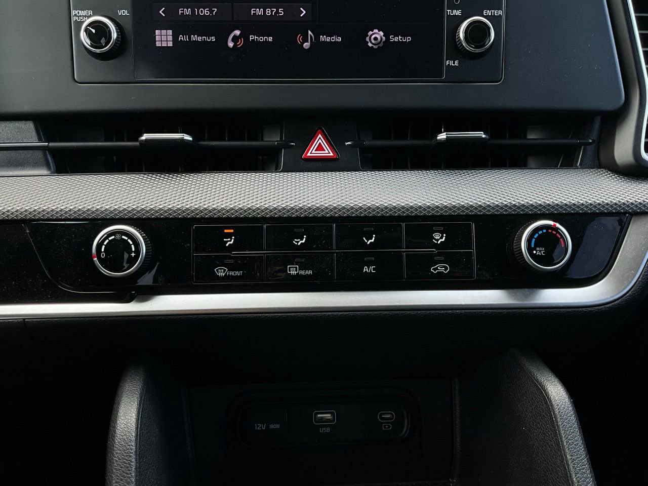 Used 2025 Kia Sportage LX image 25