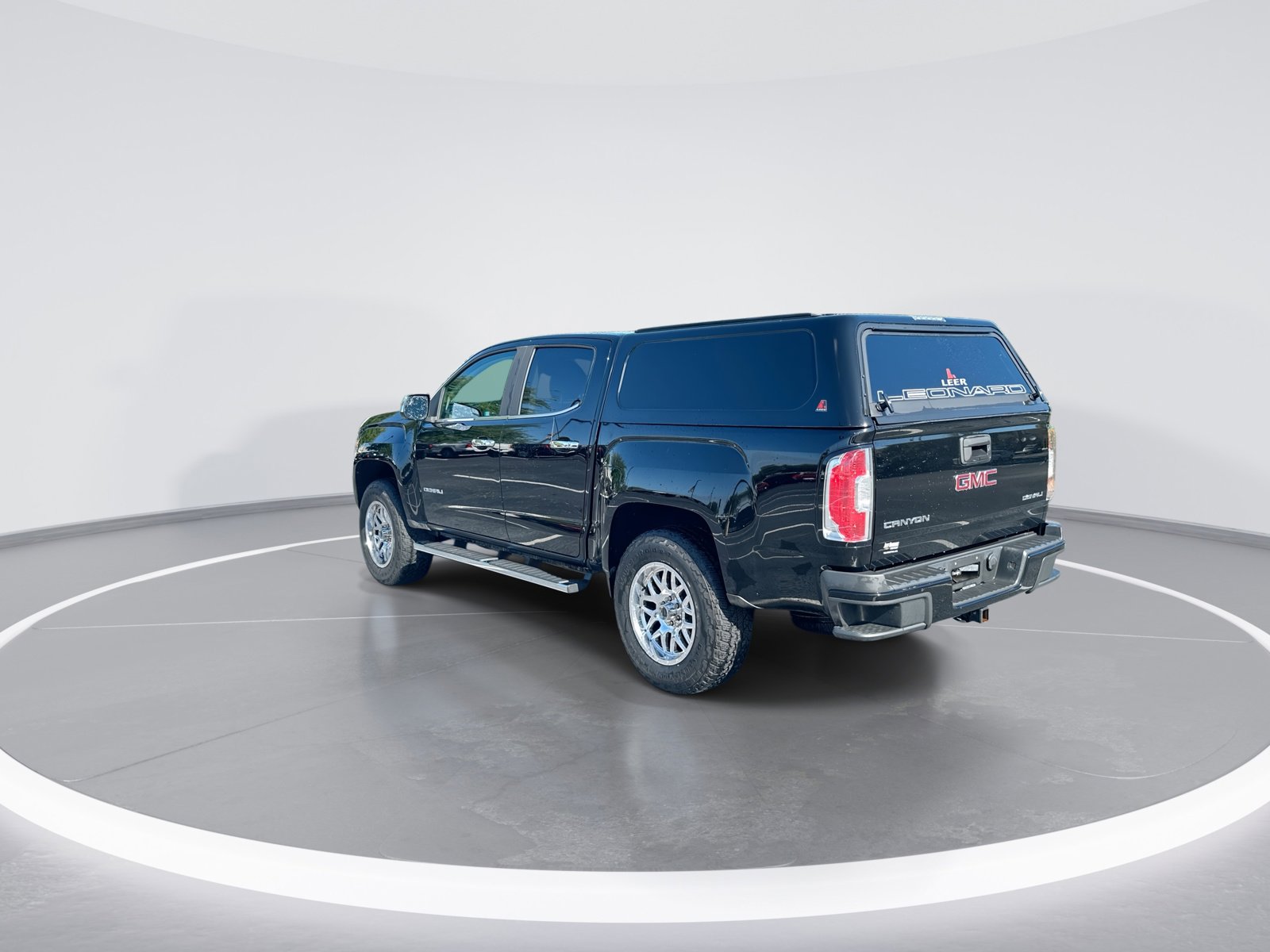 Used 2017 GMC Canyon Denali AWD/4WD image 7