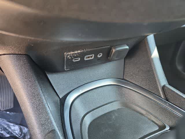 Used 2023 Chevrolet Malibu LT FWD image 31