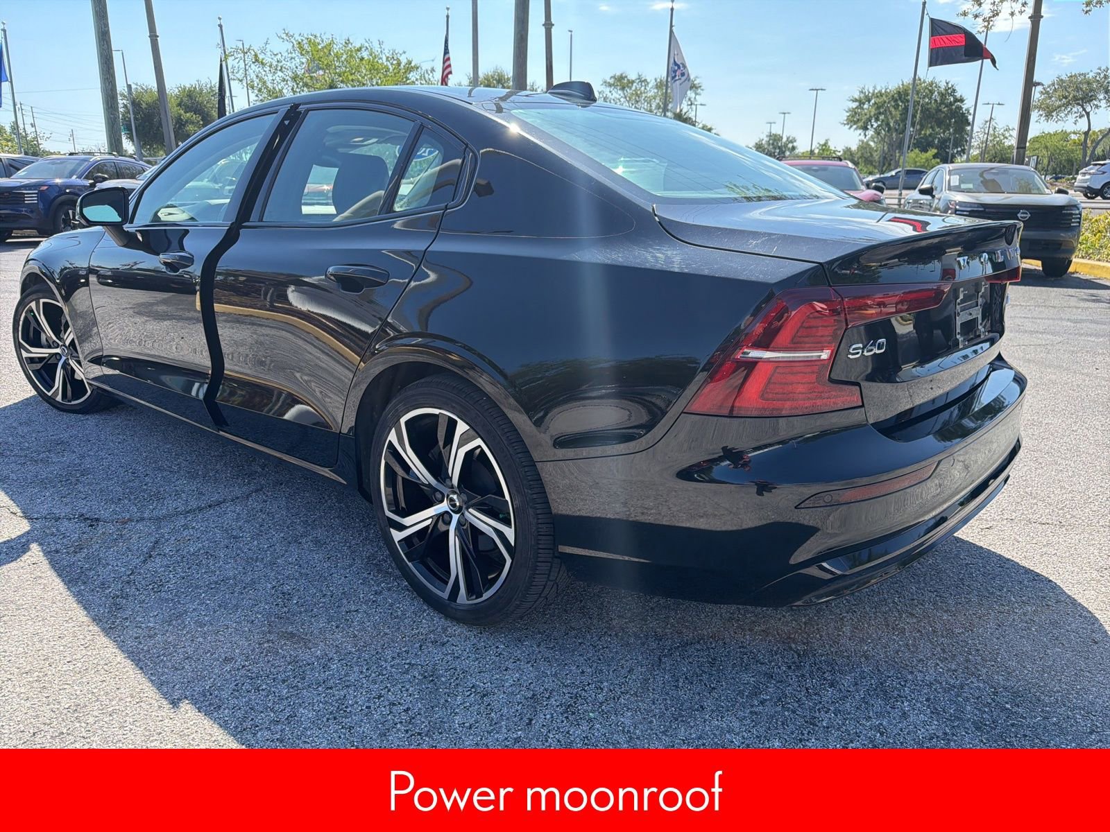 Used 2024 Volvo S60 B5 Core FWD image 5
