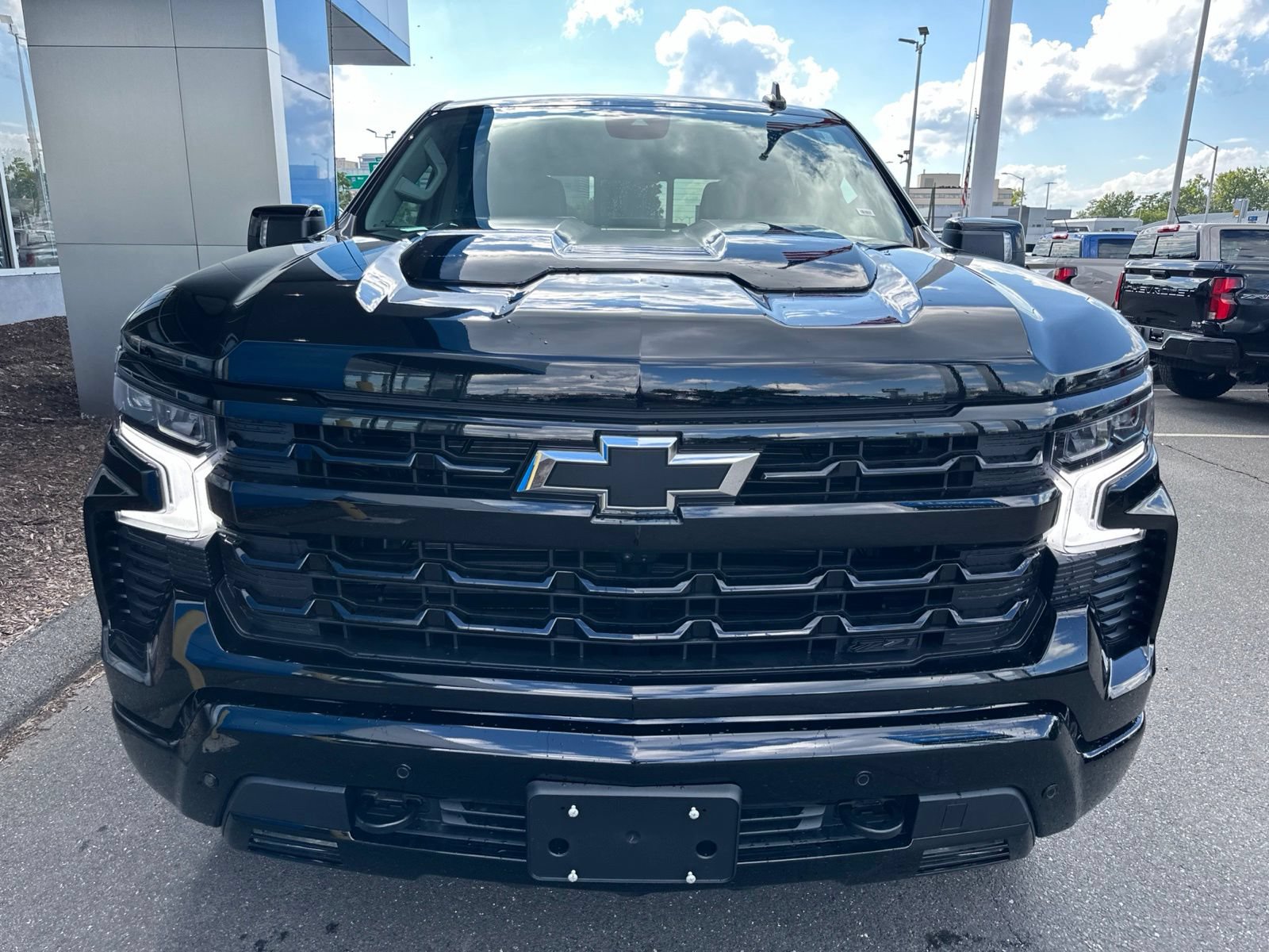 New 2026 Chevrolet Silverado 1500 LT Trail Boss w/ LT Trail Boss Premium Package AWD/4WD image 2
