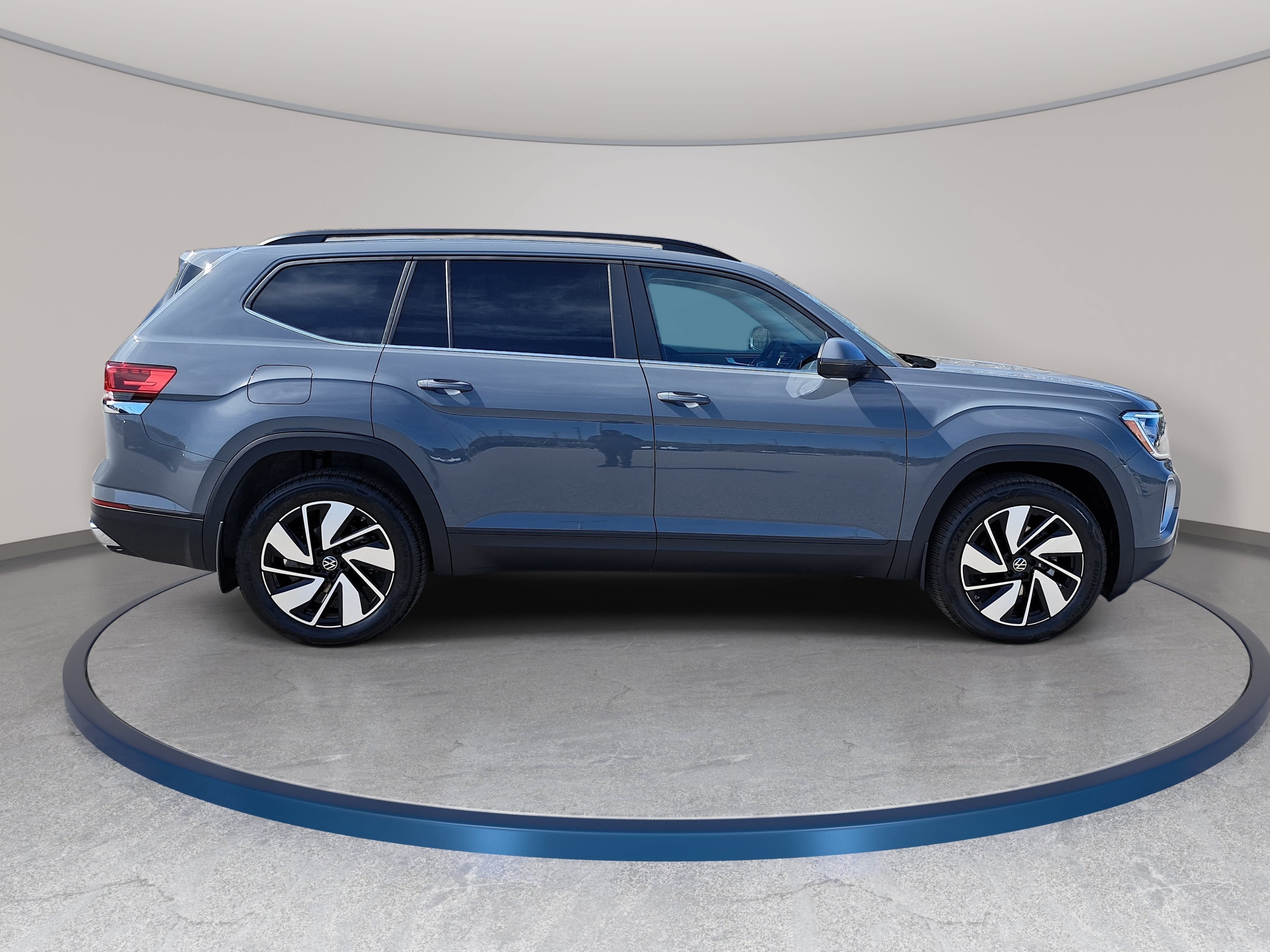 New 2026 Volkswagen Atlas SE AWD/4WD image 4