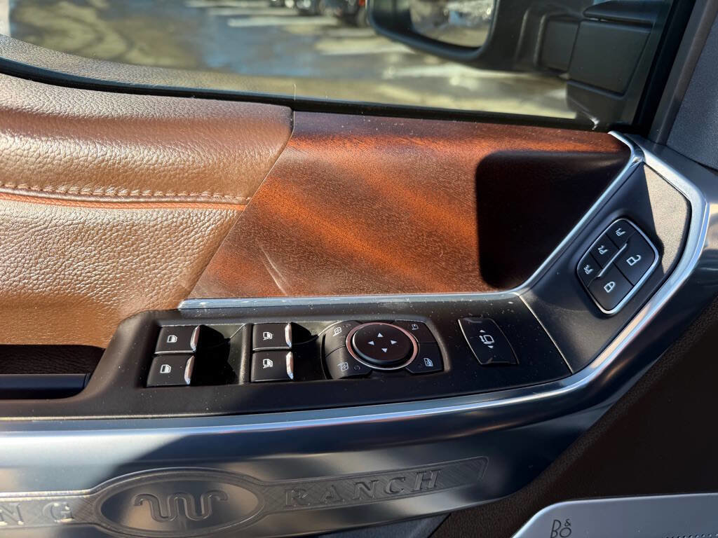 Used 2025 Ford F450 King Ranch AWD/4WD image 13