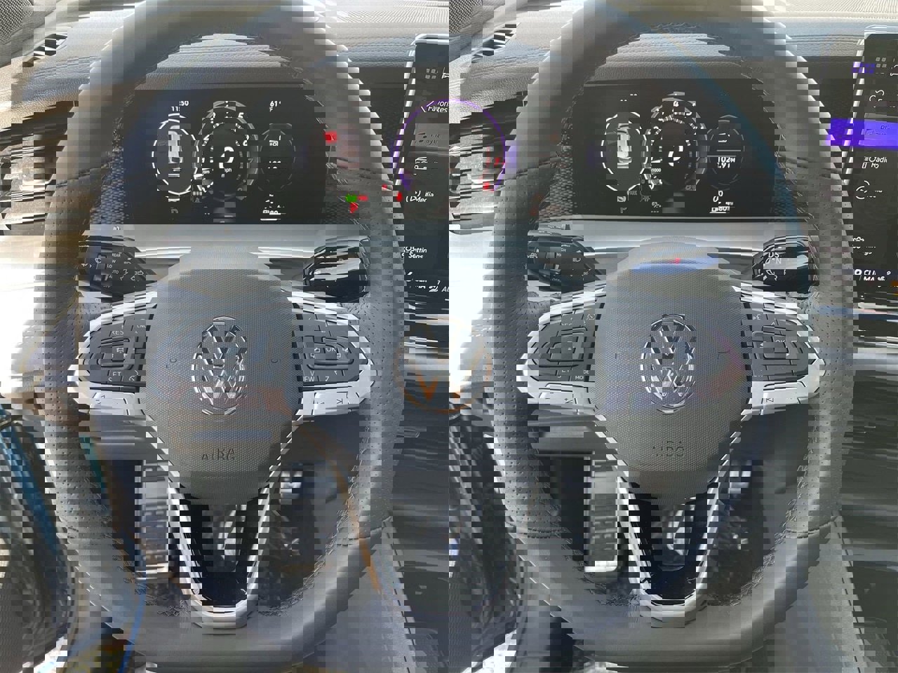 New 2026 Volkswagen Tiguan SE R-Line image 19