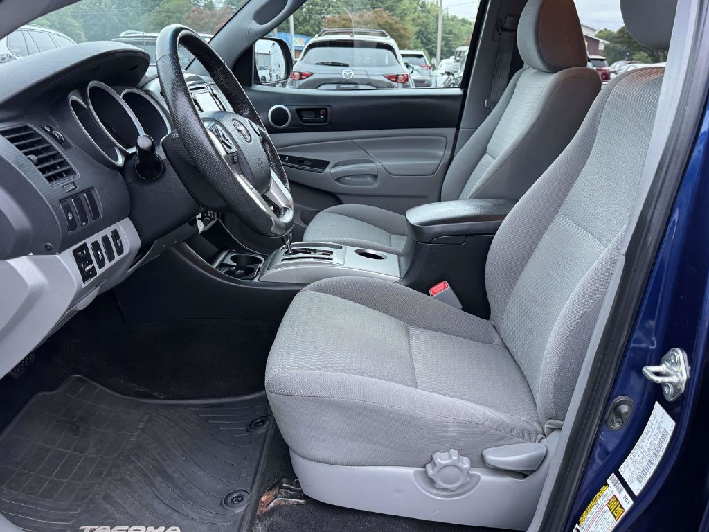 Used 2014 Toyota Tacoma 4x4 Double Cab w/ SR5 Package image 20
