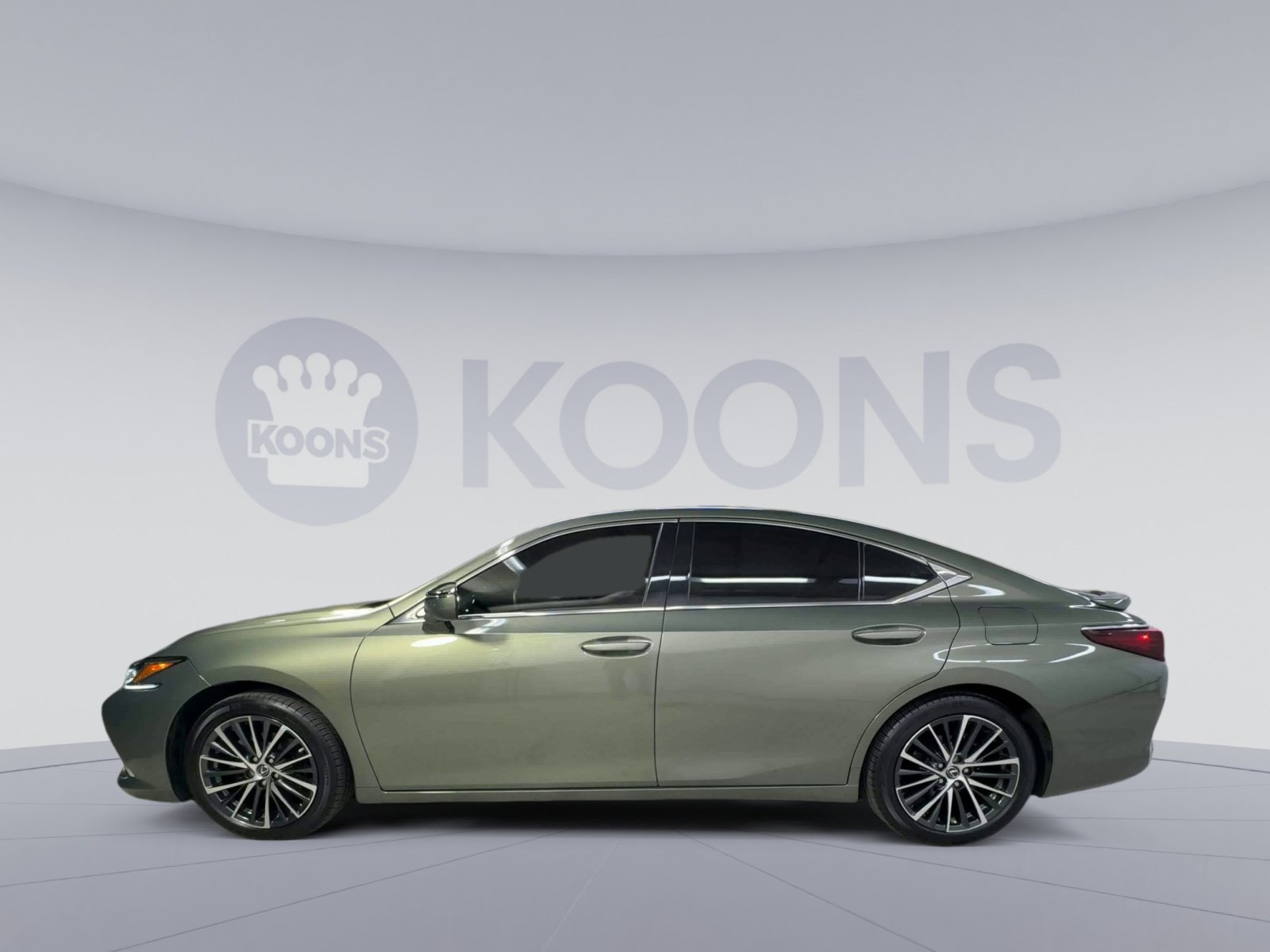 Used 2024 Lexus ES 300h w/ Premium Package FWD image 7