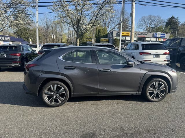 Used 2024 Lexus UX 250h AWD w/ Premium Package image 4