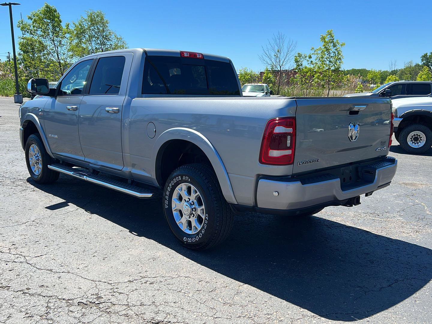 Used 2022 RAM 3500 Laramie AWD/4WD image 3