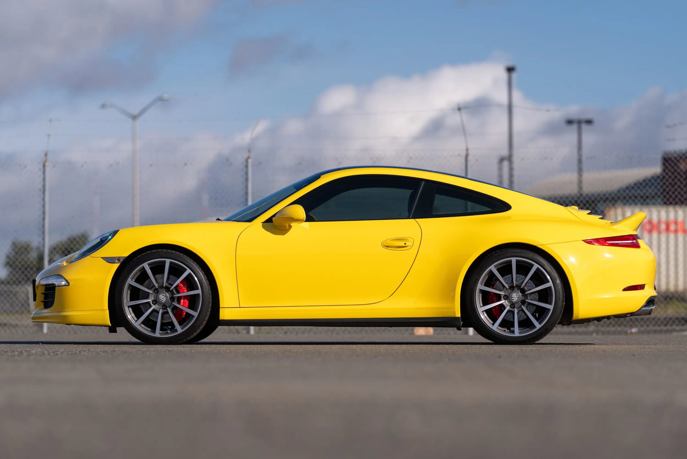 Used 2014 Porsche 911 Carrera 4S image 58