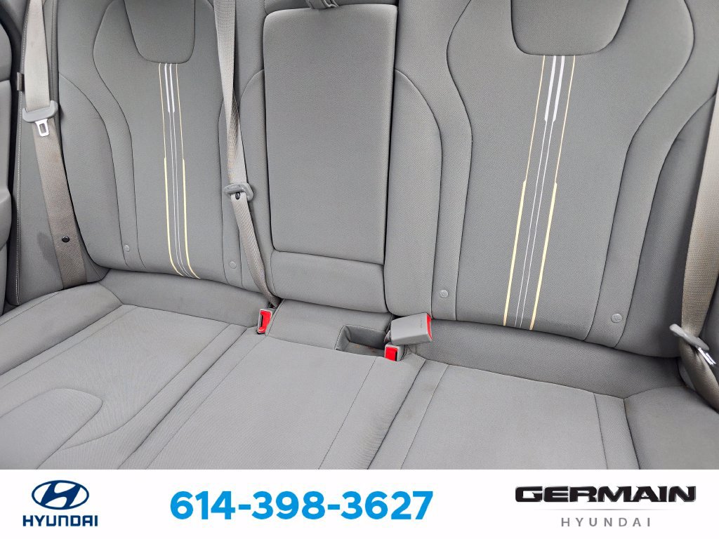 Used 2025 Hyundai Elantra SEL FWD image 19