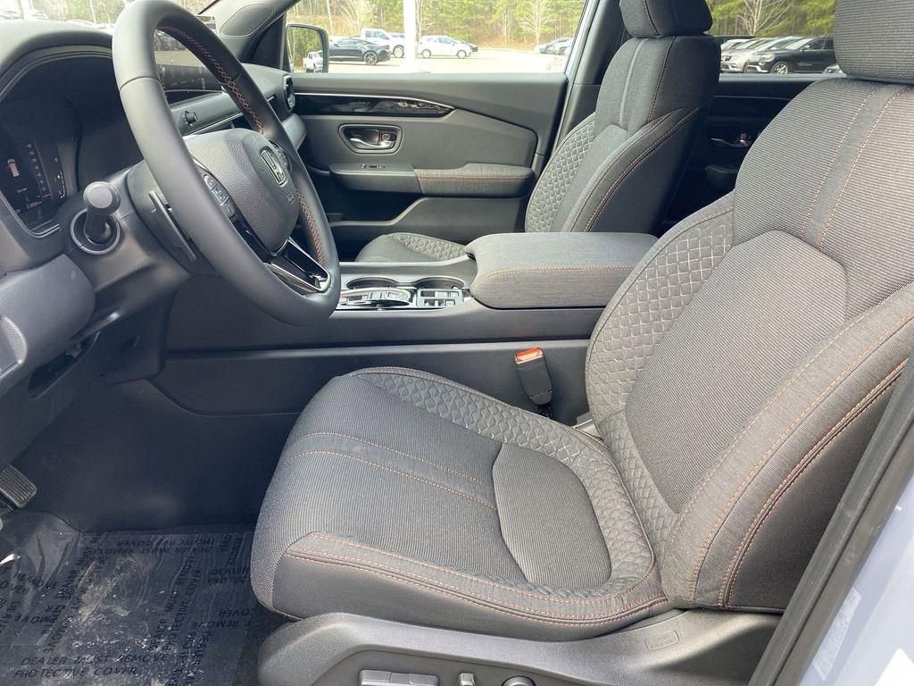 New 2026 Honda Pilot Sport image 13