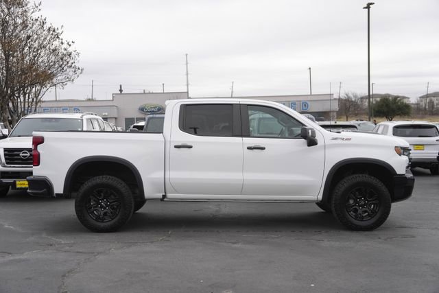 Used 2023 Chevrolet Silverado 1500 ZR2 w/ Technology Package image 5