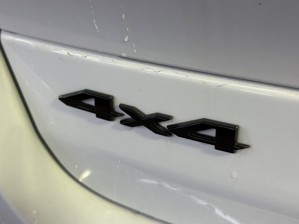 Used 2024 Jeep Grand Cherokee Altitude image 6