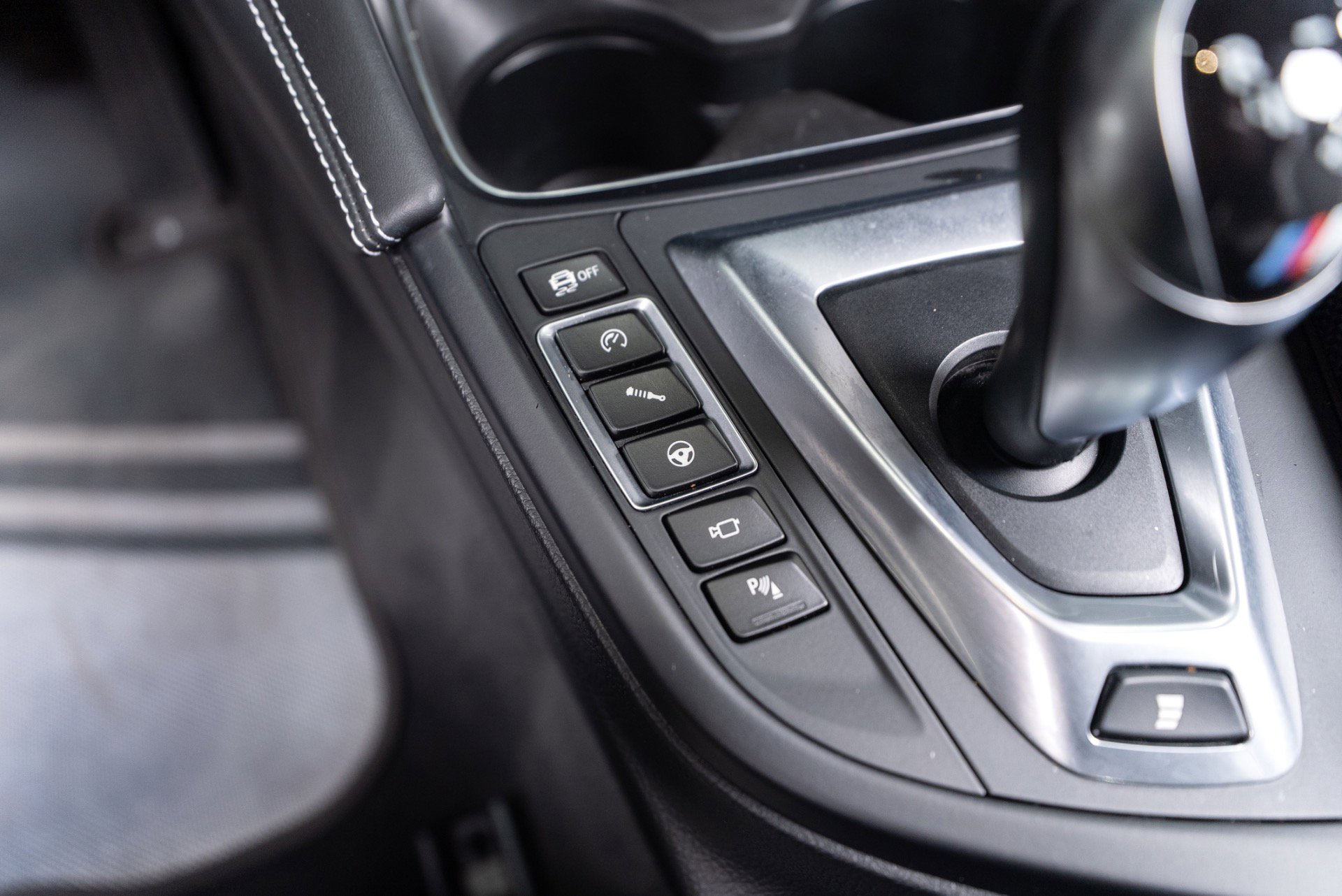 Used 2020 BMW M4 Convertible w/ Executive Package image 87