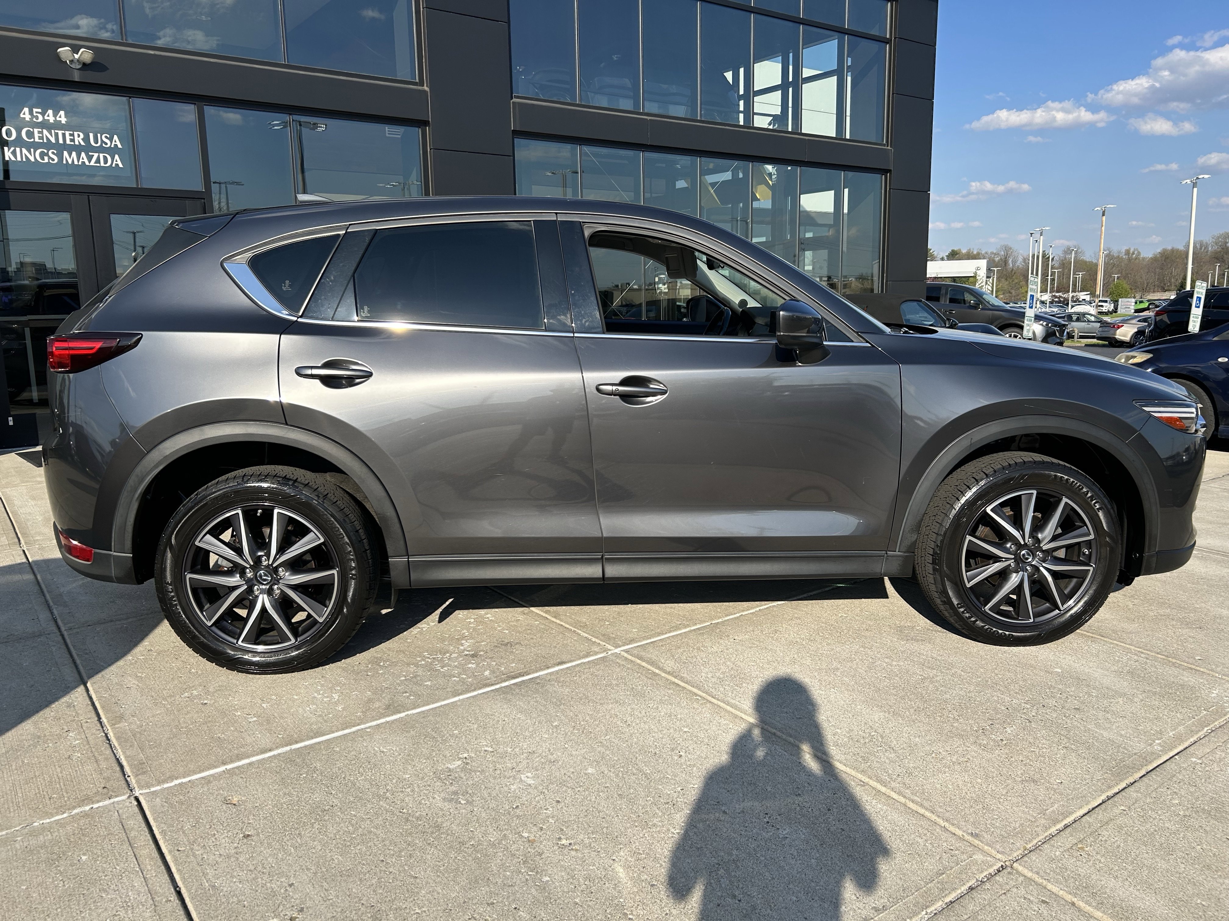 Used 2017 MAZDA CX-5 Grand Touring image 8