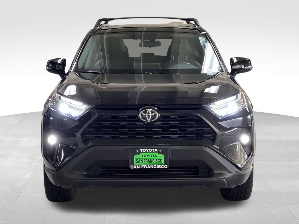 Used 2022 Toyota RAV4 XLE Premium AWD/4WD image 8