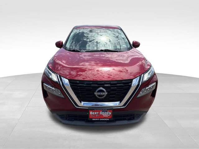 Certified 2023 Nissan Rogue SV FWD image 2