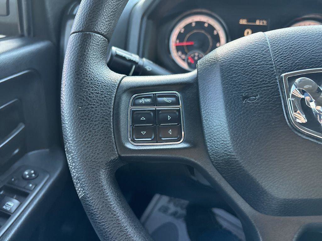 Used 2017 RAM 1500 Express w/ Express Value Package AWD/4WD image 18