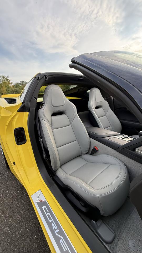 Used 2016 Chevrolet Corvette Stingray Coupe RWD image 30