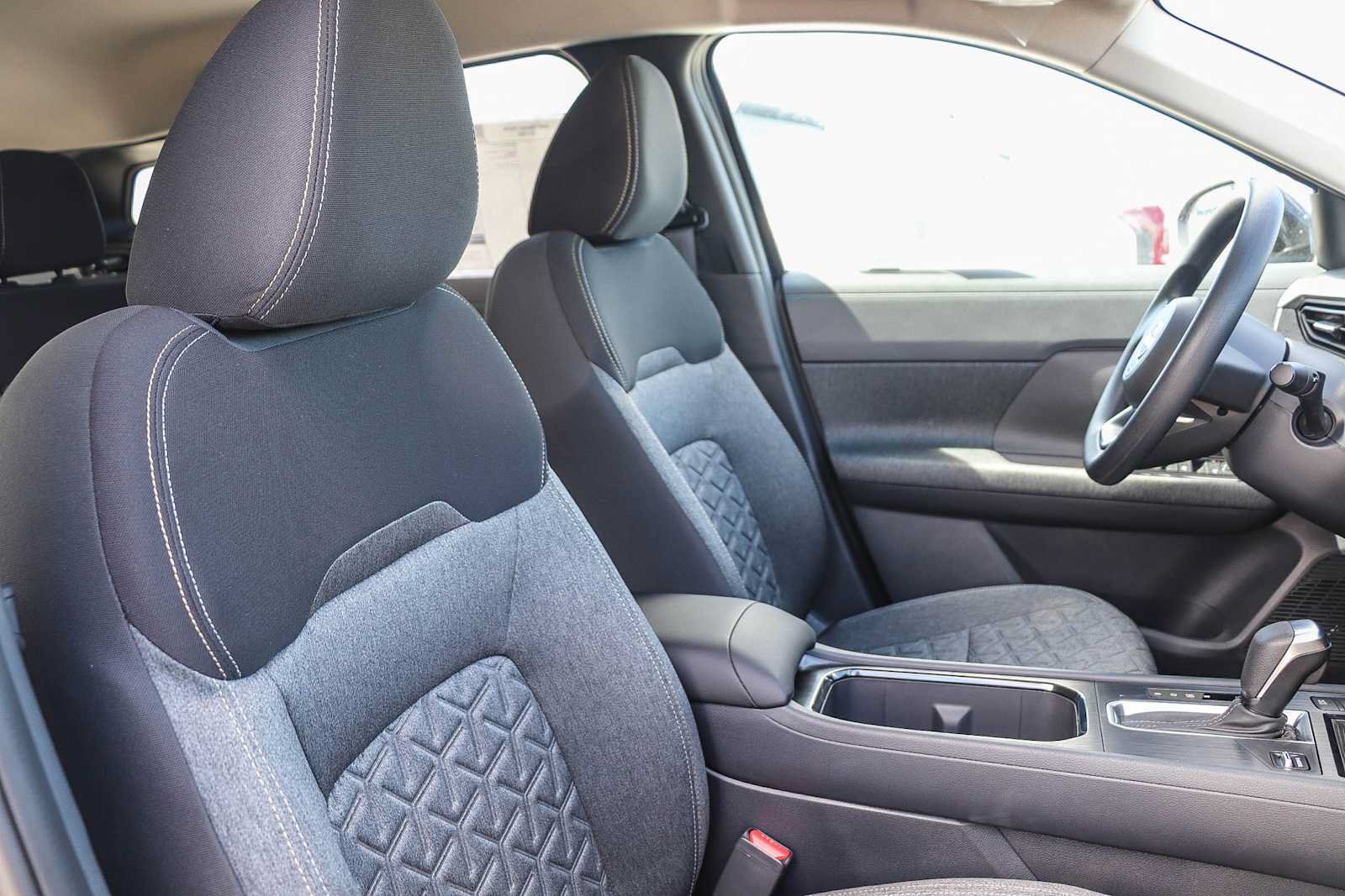 New 2027 Nissan Kicks SV FWD image 16