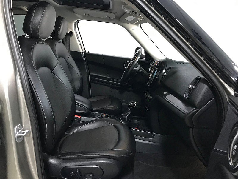 Used 2018 MINI Cooper Countryman FWD image 14