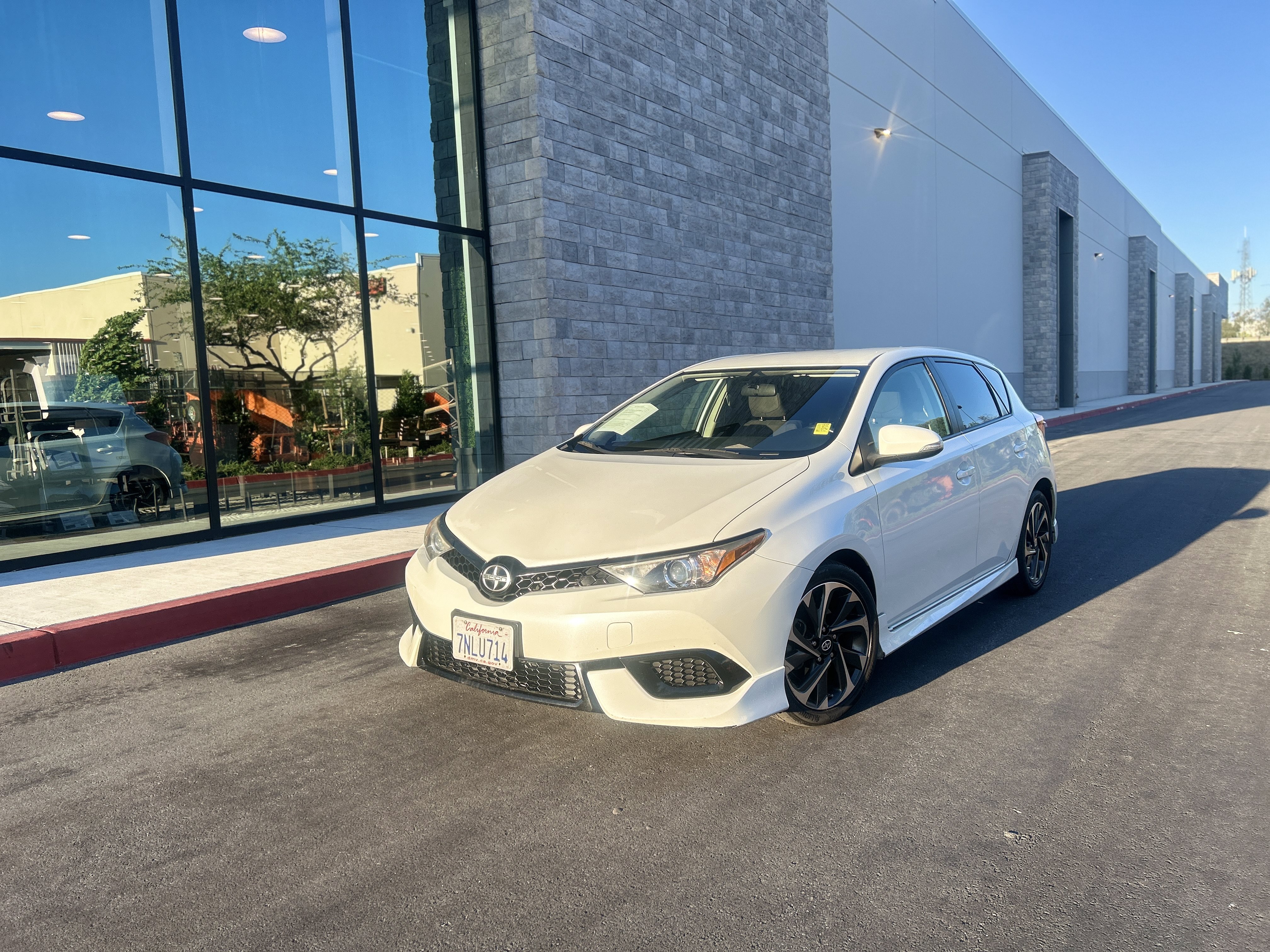 Used 2016 Scion iM FWD image 22