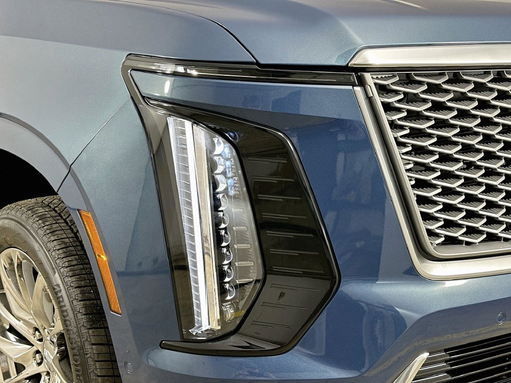New 2026 Cadillac Escalade Luxury w/ LPO, Radiant Package AWD/4WD image 40