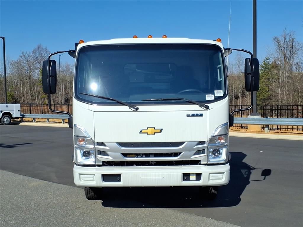 New 2025 Chevrolet Low Cab Forward image 31