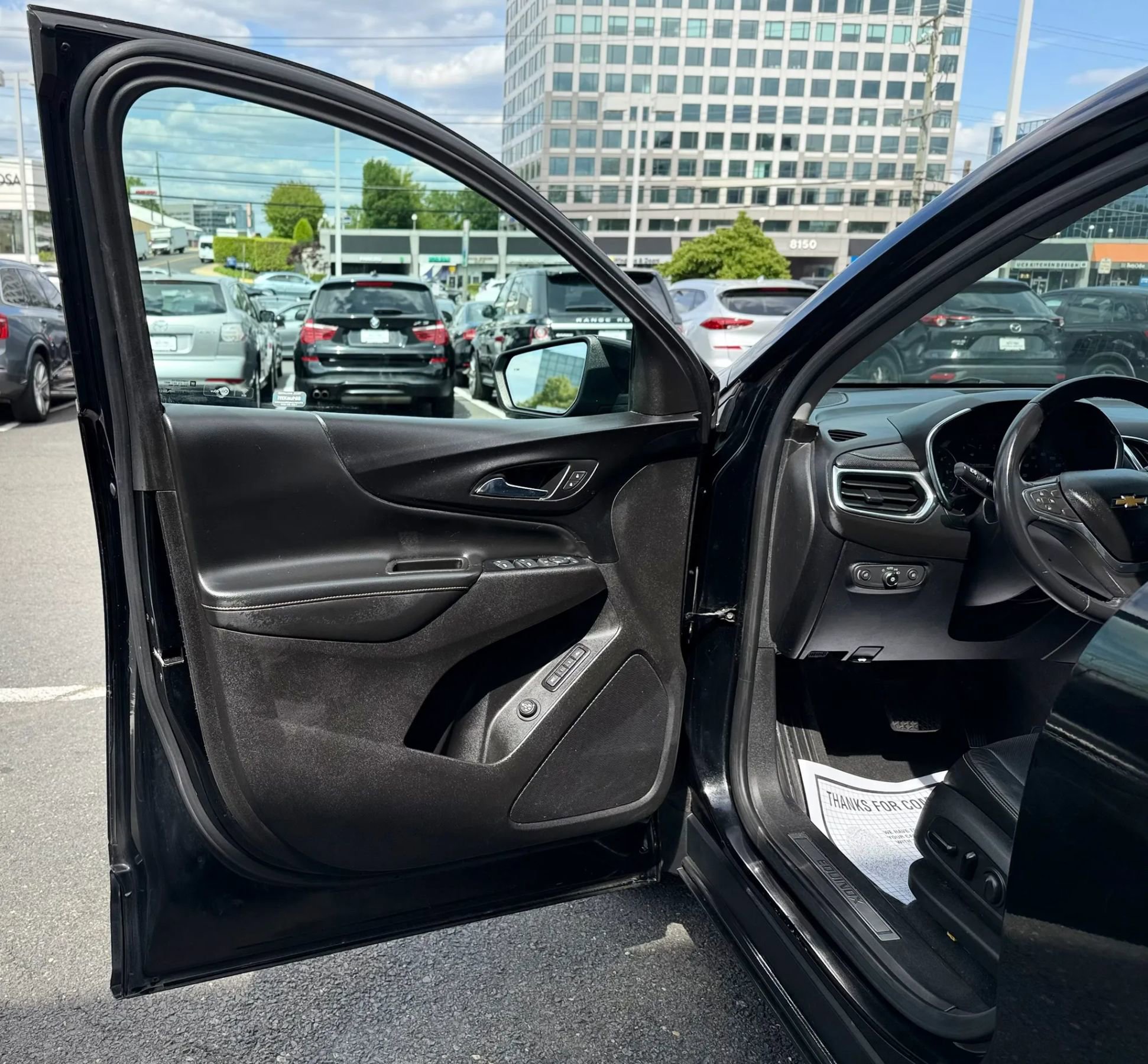 Used 2018 Chevrolet Equinox Premier AWD/4WD image 9
