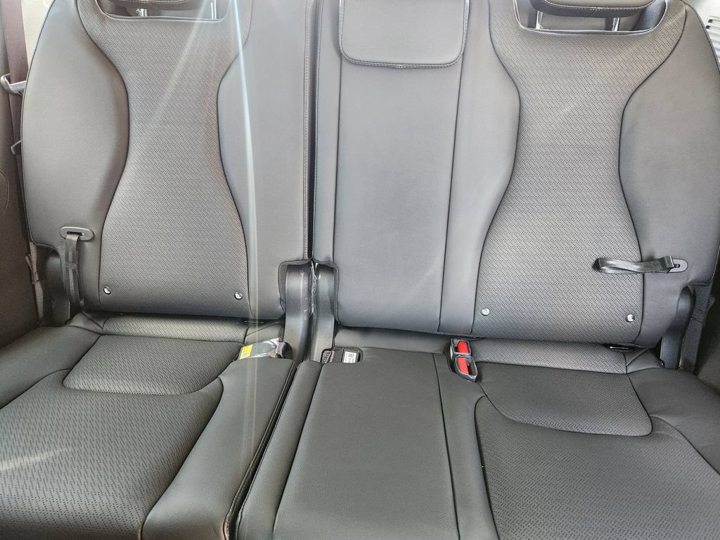 New 2026 Kia Carnival SX Prestige FWD image 11