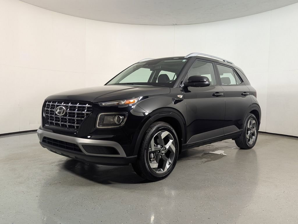 Used 2024 Hyundai Venue SEL image 3