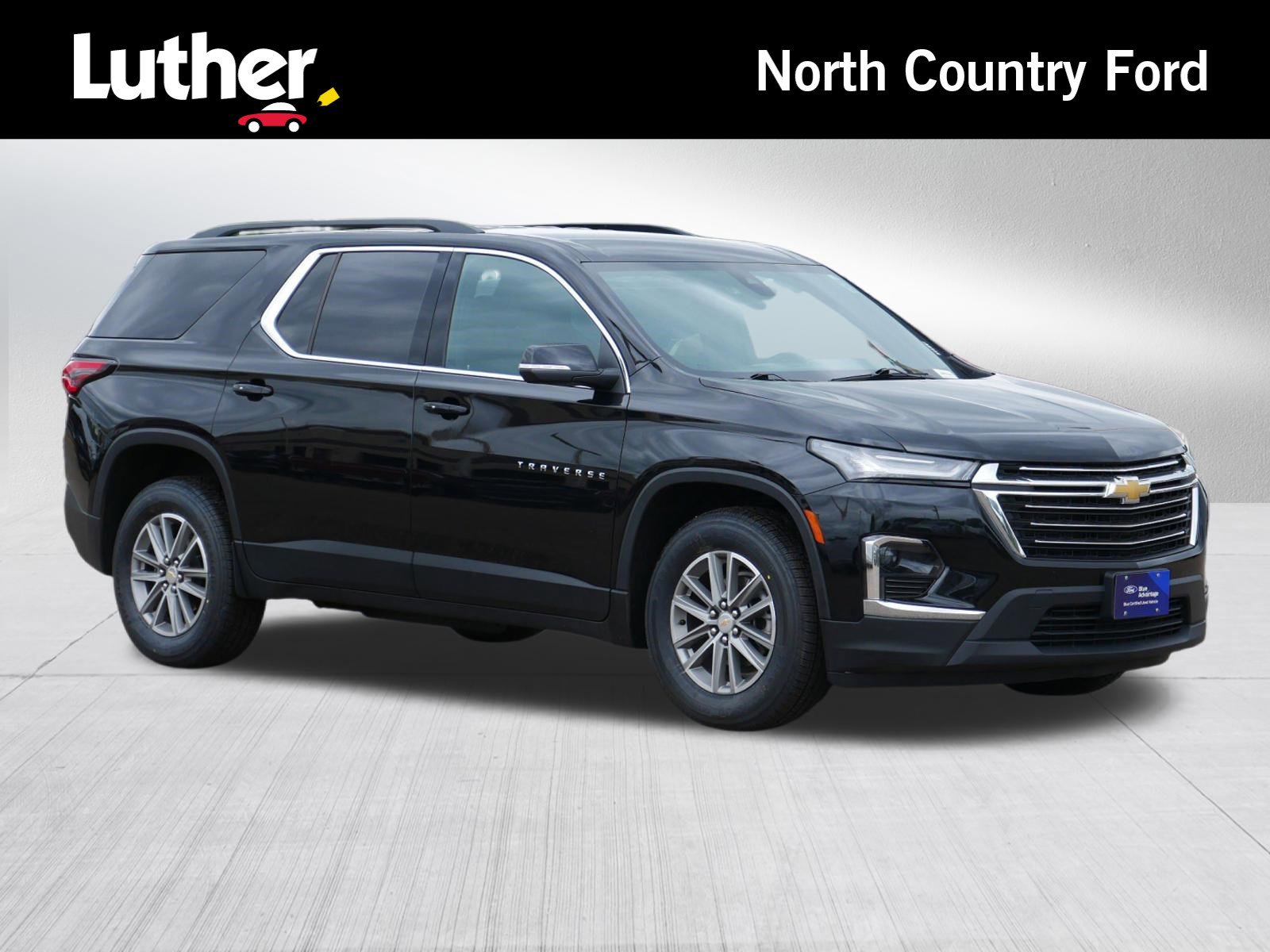 Used 2023 Chevrolet Traverse LT w/ LPO, Floor Liner Package AWD/4WD image 1