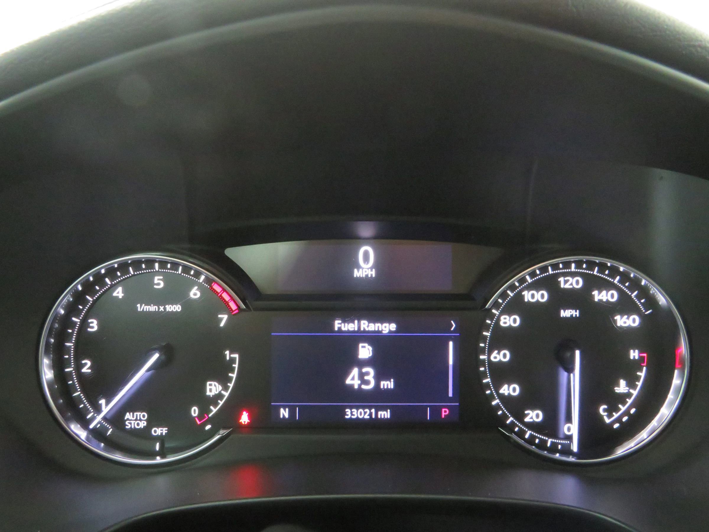 Used 2020 Cadillac XT4 Premium Luxury image 14