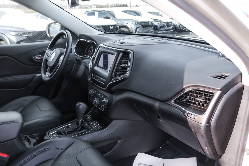 Used 2020 Jeep Cherokee Latitude Lux w/ Comfort/Convenience Group image 35