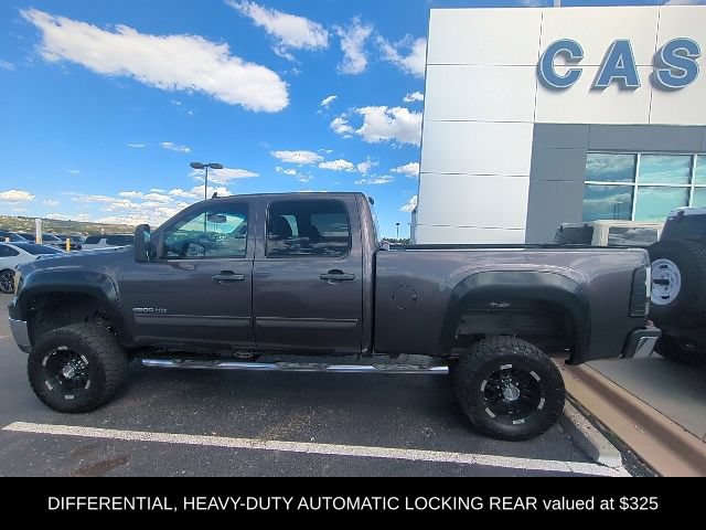 Used 2010 GMC Sierra 2500 SLE w/ SLE Preferred Package AWD/4WD image 9