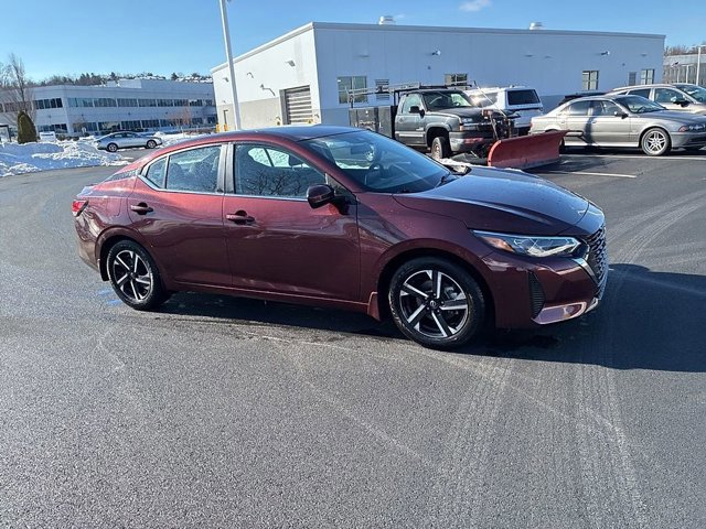 Used 2024 Nissan Sentra SV image 3