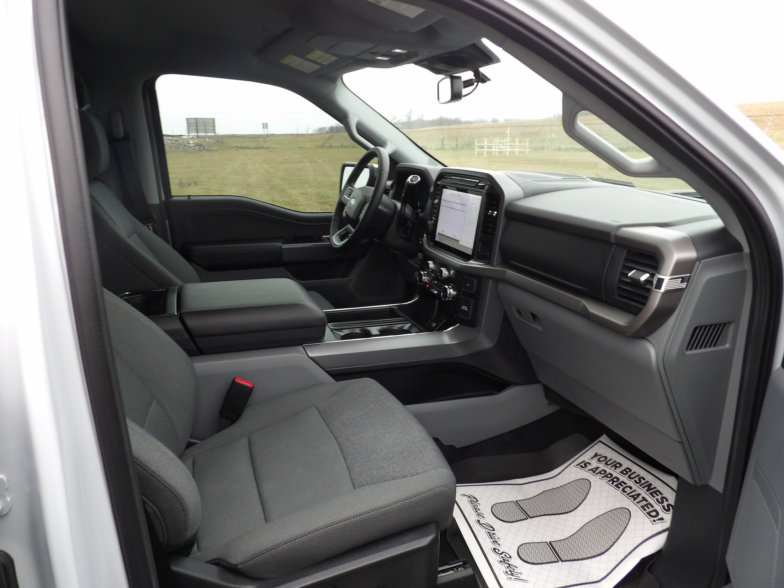 Used 2025 Ford F150 XLT w/ Equipment Group 302A MID AWD/4WD image 8