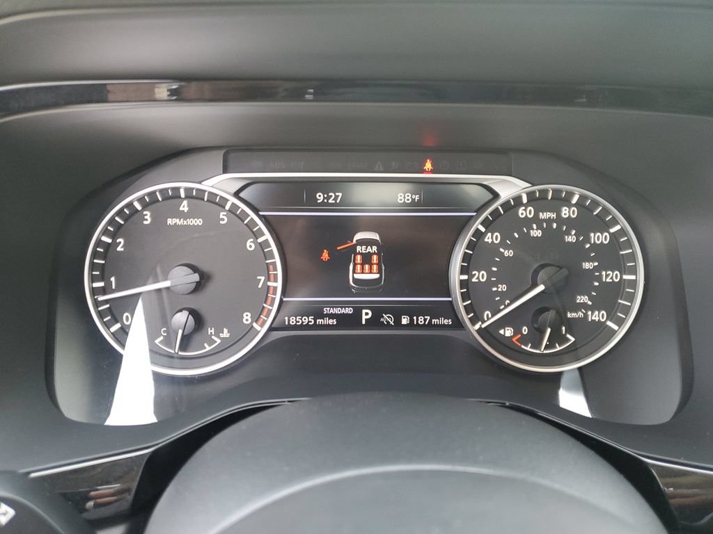 Certified 2025 Nissan Pathfinder SL w/ SL Premium Package FWD image 29