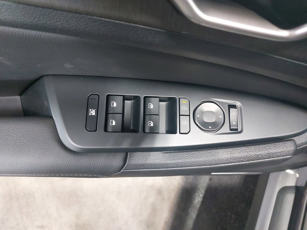 New 2026 Kia Sportage X-Line w/ X-Line Premium Package AWD/4WD image 28