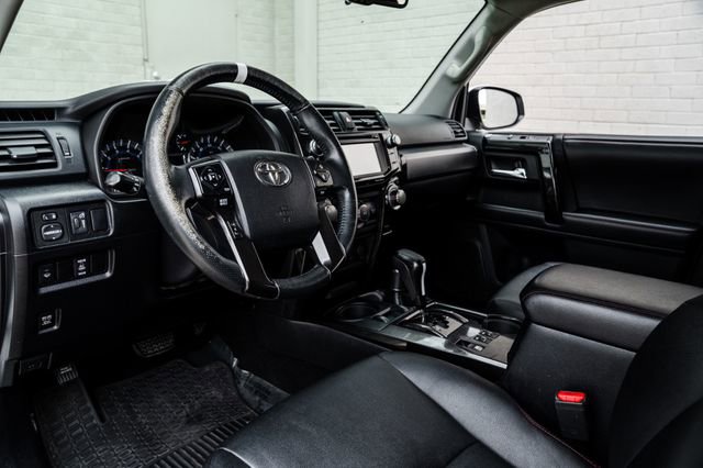 Used 2016 Toyota 4Runner TRD Pro AWD/4WD image 2