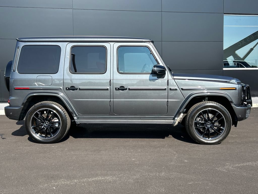 Used 2025 Mercedes-Benz G 550 image 10